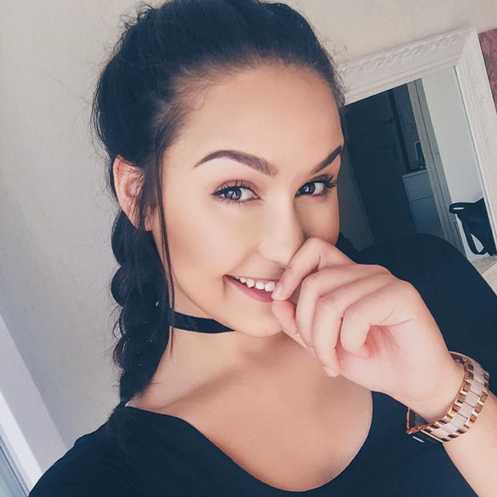 The Doll Beauty 8 Youtubeuses coiffure à suivre absolument Elle