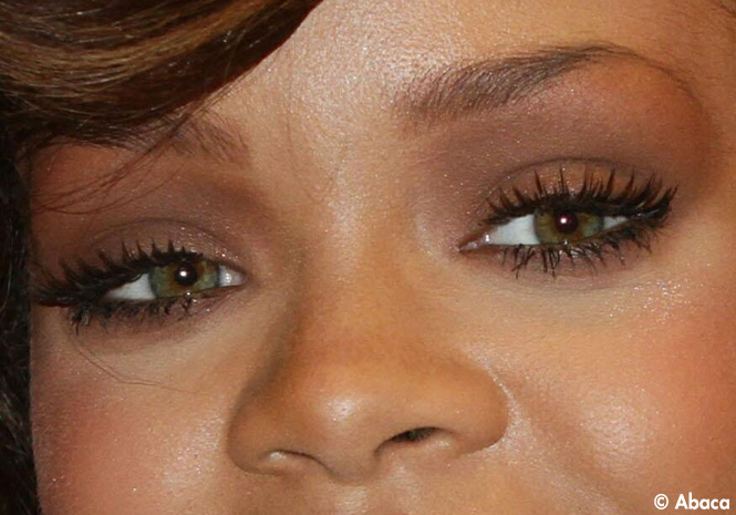 Rihanna make up yeux - On veut toutes le Beauty Look de : Rihanna - Elle