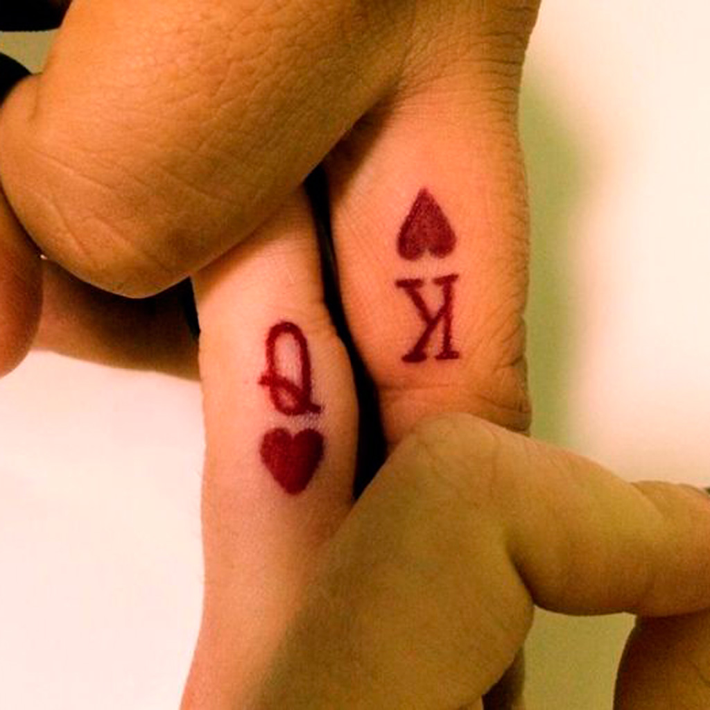 Tatouage Poignet Amour en ce qui concerne tatouage couple couleurs , 15 idées de tatouages à