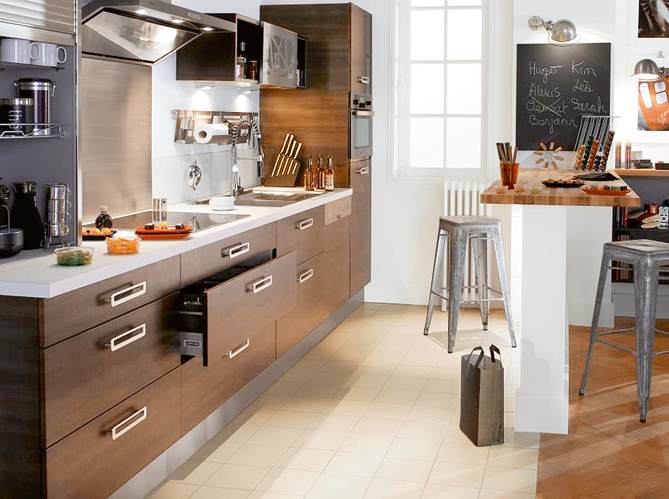 Cuisine ouverte sur le salon : toutes les solutions maison&travaux ... Cuisine moderne ouverte sur le salon