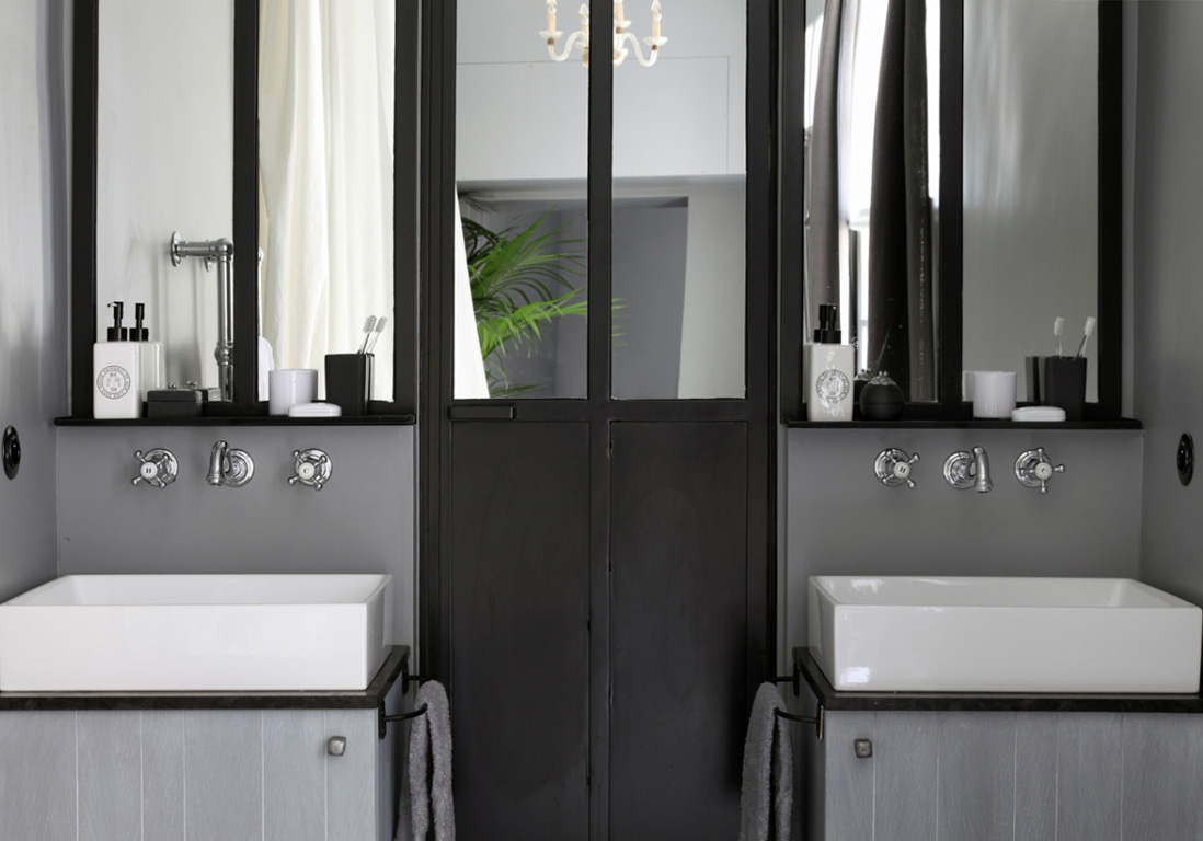 15 salles de bains grises Elle Décoration
