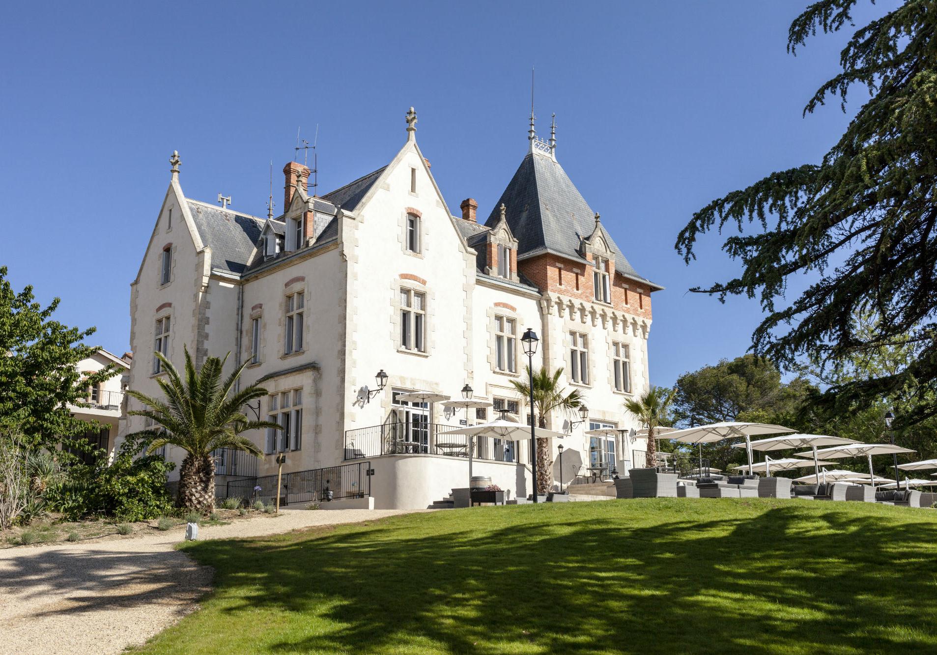 Château St Pierre de Serjac : tout savoir sur le Château ...
