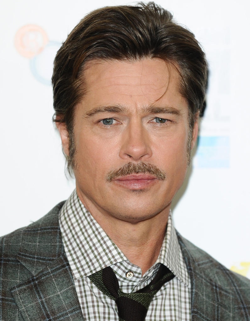 La moustache de Brad Ryan Gosling vs Brad Pitt le match des titans Elle